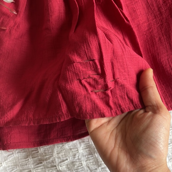 Super cute cami top with a tie knot - Picture 5 of 6